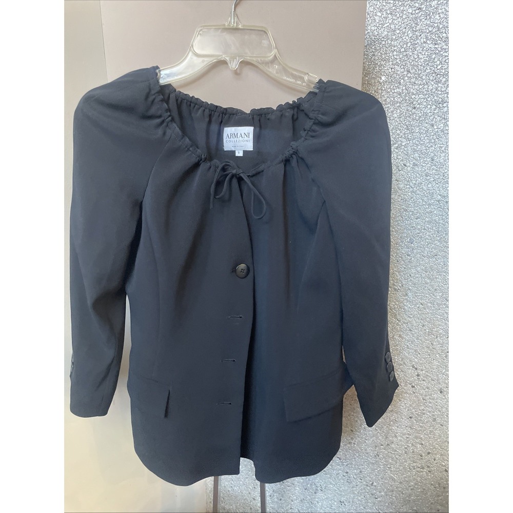 Pre-Owned Armani Collezioni Black Size 8 Button Jacket With Neck Tie Detail